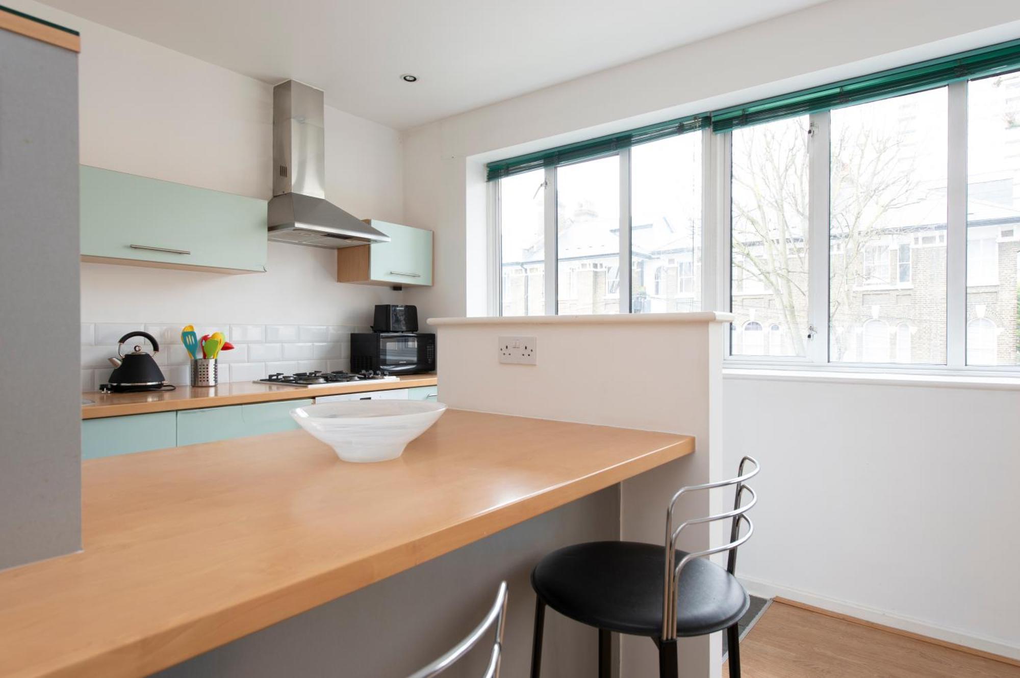 Modern Luxury By Bow Road Station Апартаменты Лондон