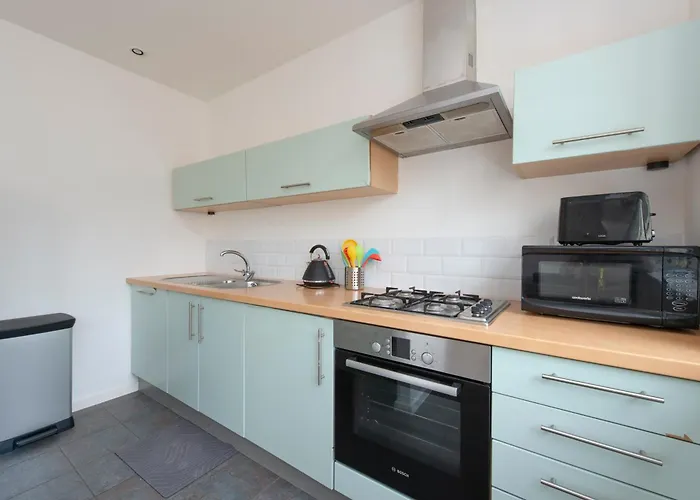 Modern Luxury Apartment By Bow Road Station